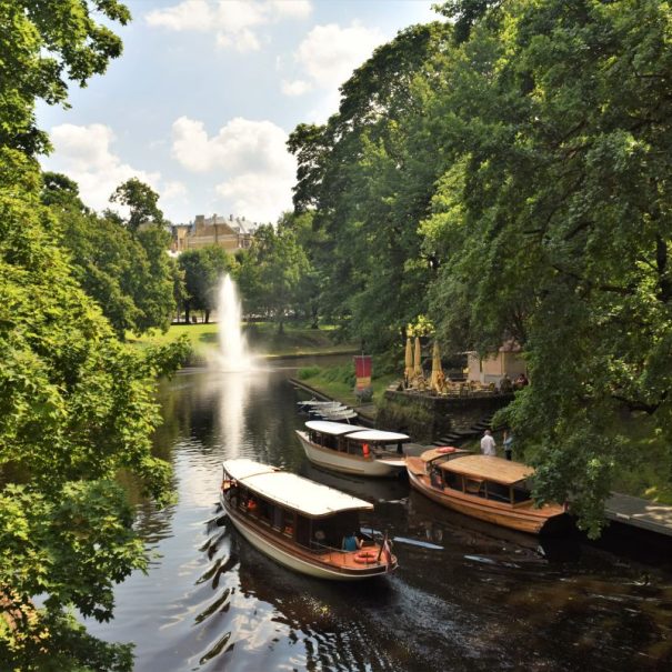 Stadtkanal am Bastejkalna Park